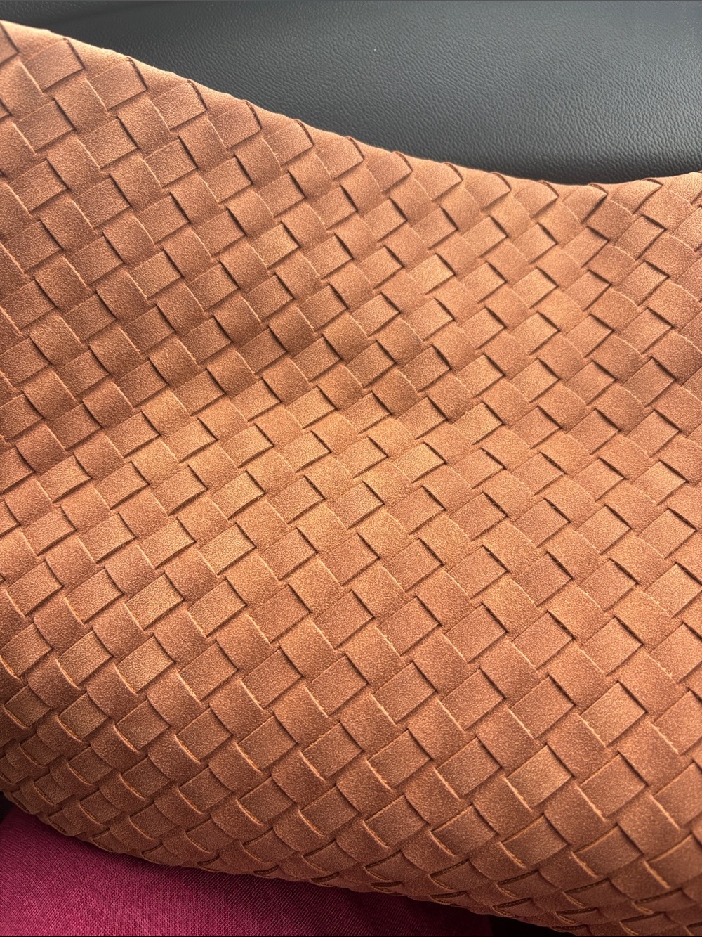 Hand made Woven tote suede Shoulder Bag in Cognac Brown - Picture 6 of 17